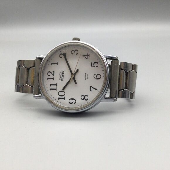 Timex Silver and White Men's Watch - Picture 9 of 15